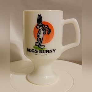 Vintage 1975 Bugs Bunny Marriott’s Great America Milk Glass Mug